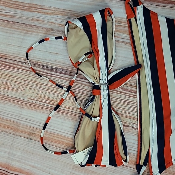 Old Navy striped bikini - Picture 6 of 10